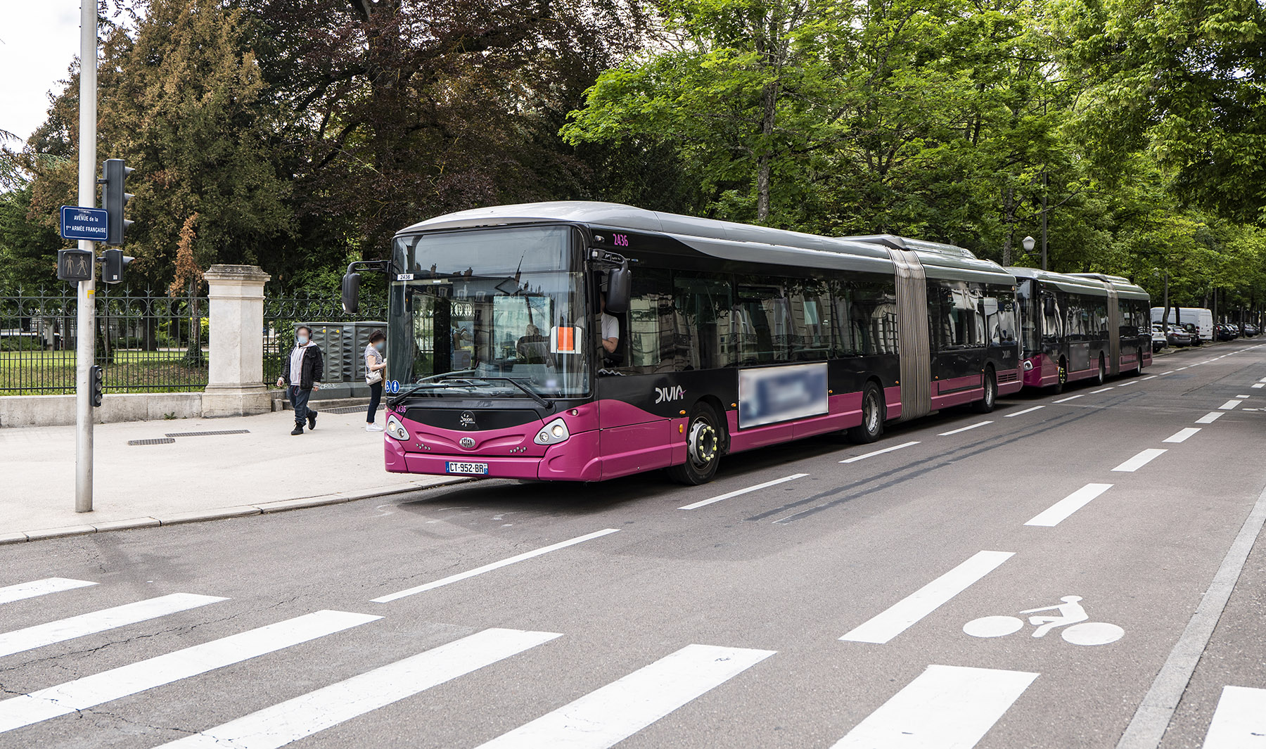 Dijon Buses